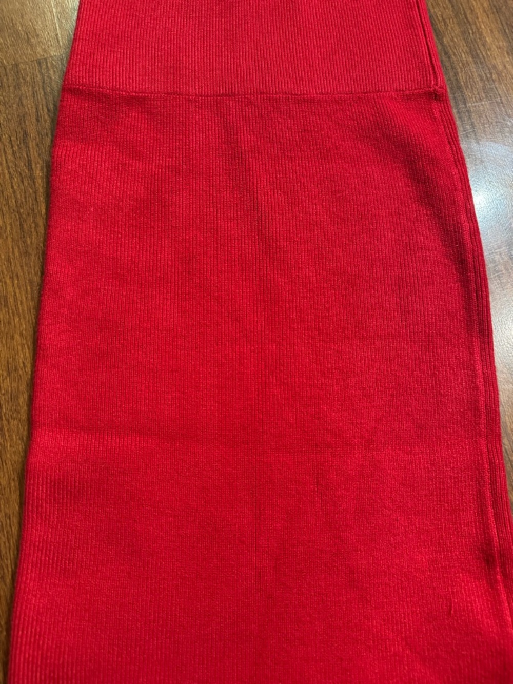 Express Red Ribbed Midi Pencil Skirt Size XS NWT - Picture 3 of 4